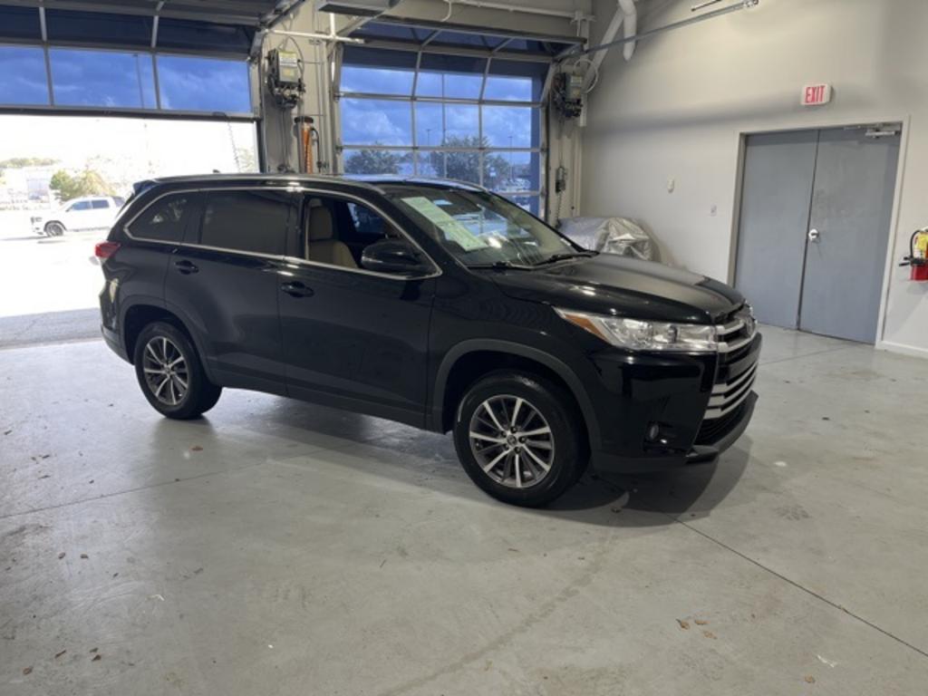 2019 Toyota Highlander - $29,000