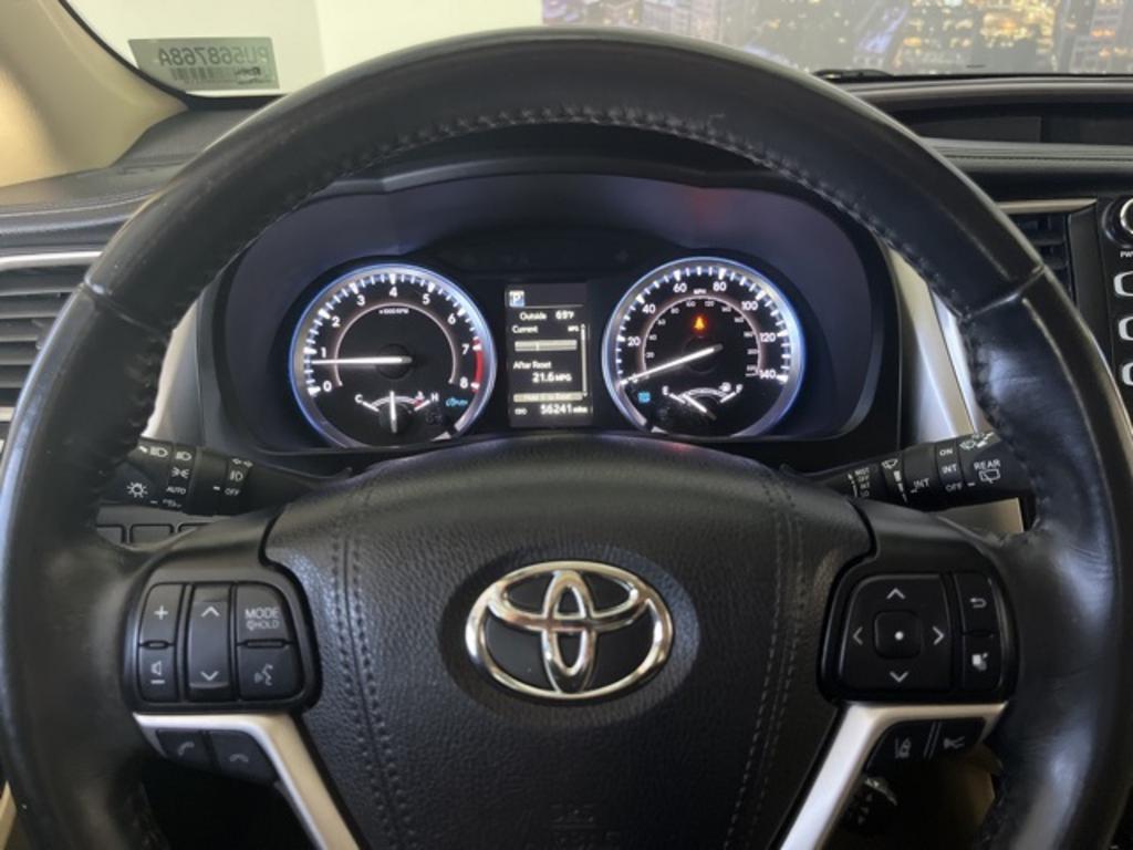 2019 Toyota Highlander - $29,000