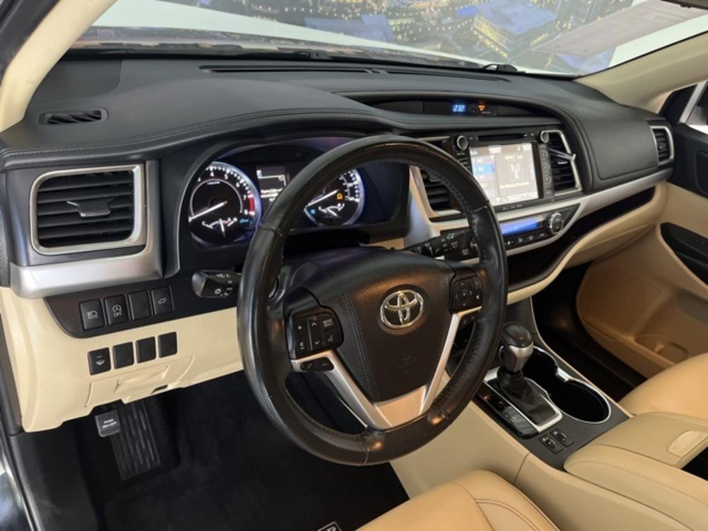 2019 Toyota Highlander - $29,000