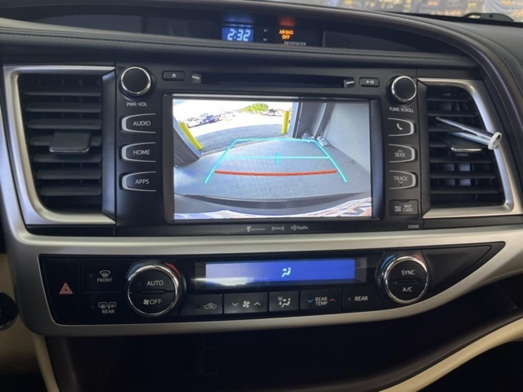 2019 Toyota Highlander - $29,000