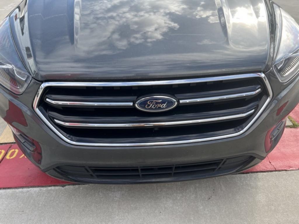2018 Ford Escape - $18,500