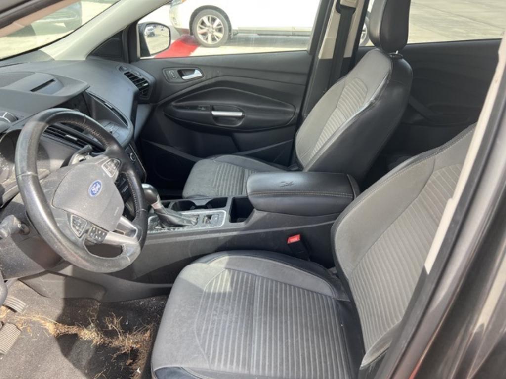 2018 Ford Escape - $18,500