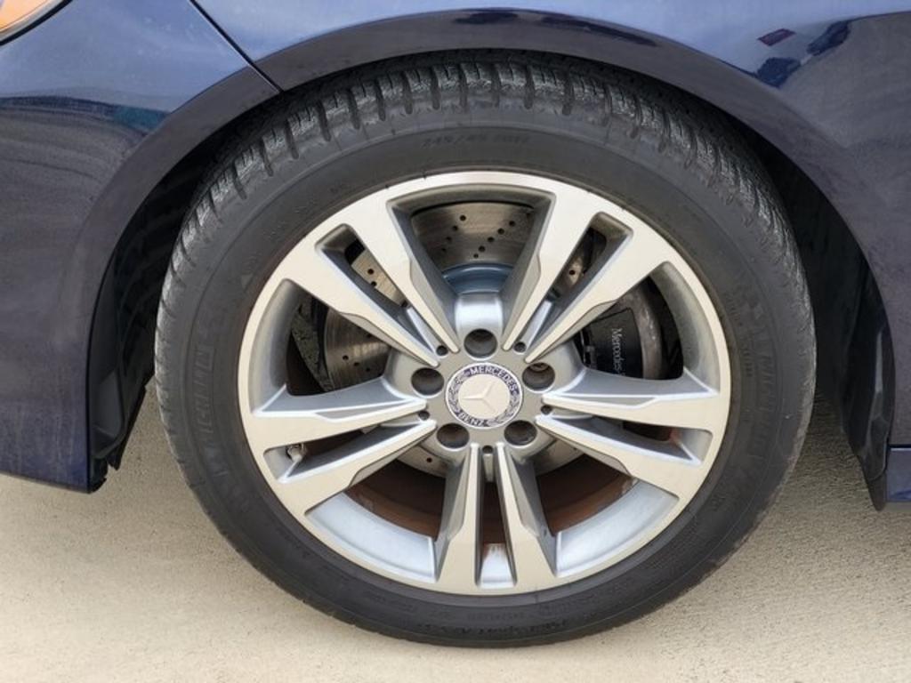 2016 Mercedes-Benz E-Class - $22,500