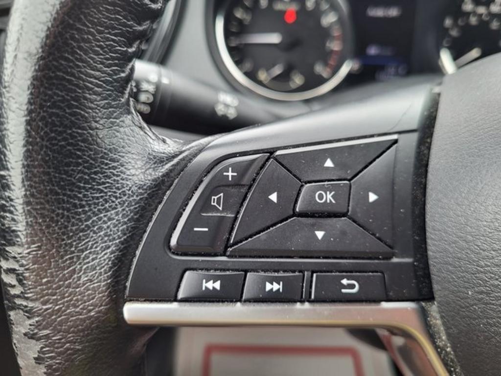 2020 Nissan Rogue - $21,500