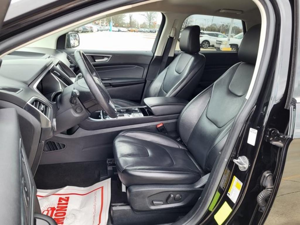 2020 Ford Edge - $24,500
