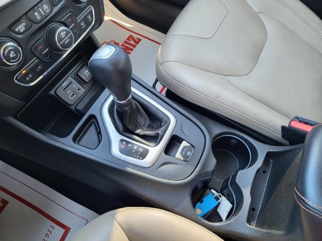2016 Jeep Cherokee - $17,500