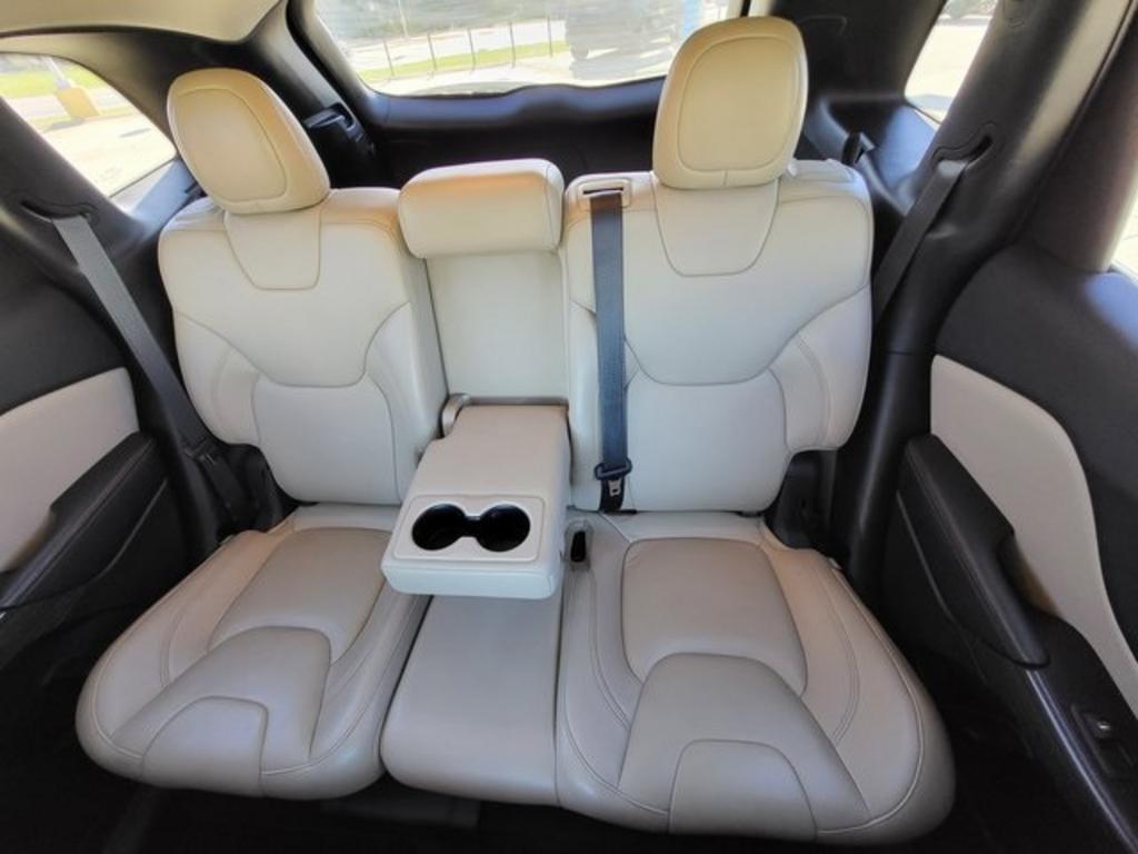 2016 Jeep Cherokee - $17,500