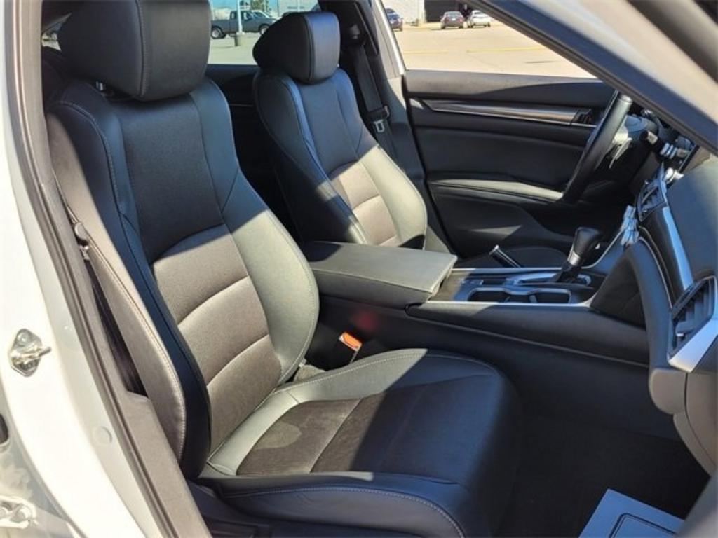 2020 Honda Accord - $26,500