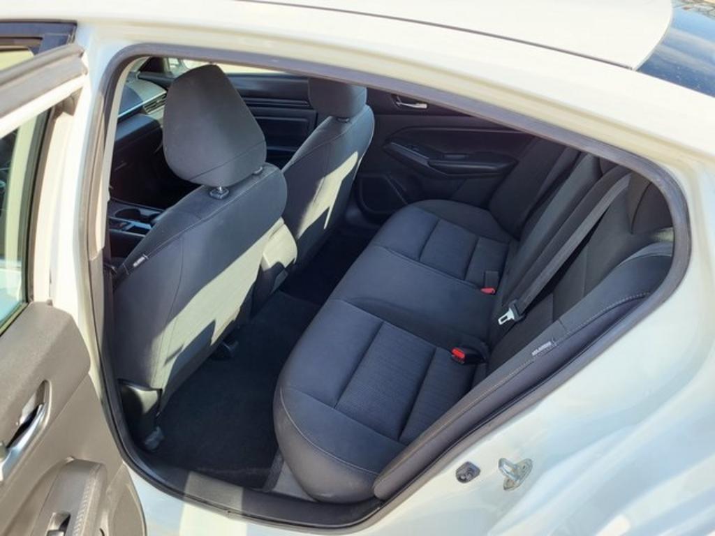2021 Nissan Altima - $21,000