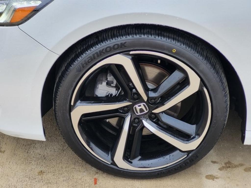 2019 Honda Accord - $27,000
