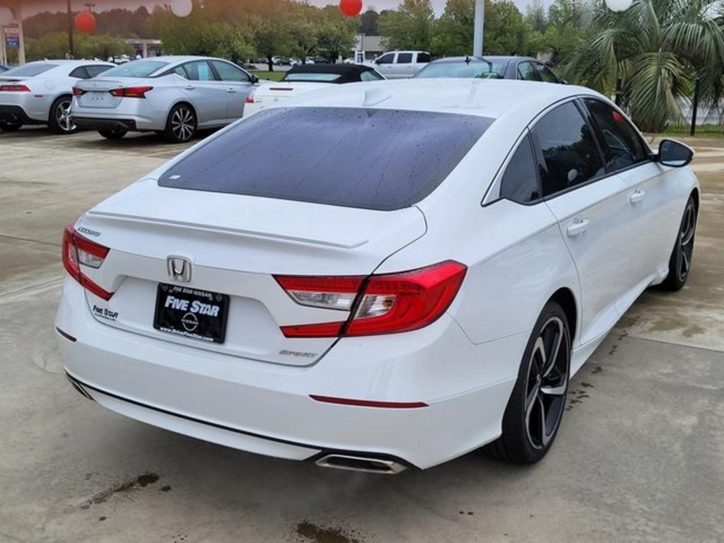 2019 Honda Accord - $27,000
