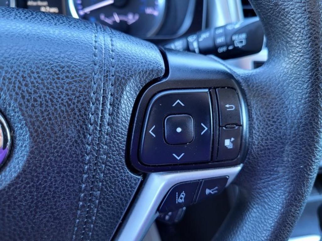 2019 Toyota Highlander - $28,000