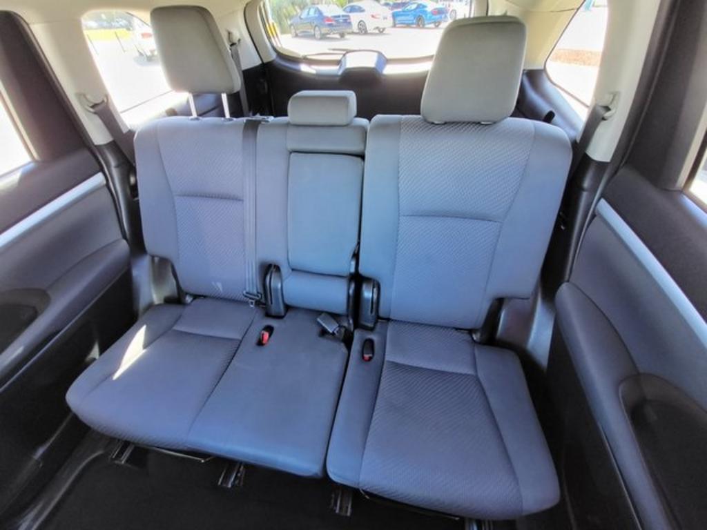 2019 Toyota Highlander - $28,000