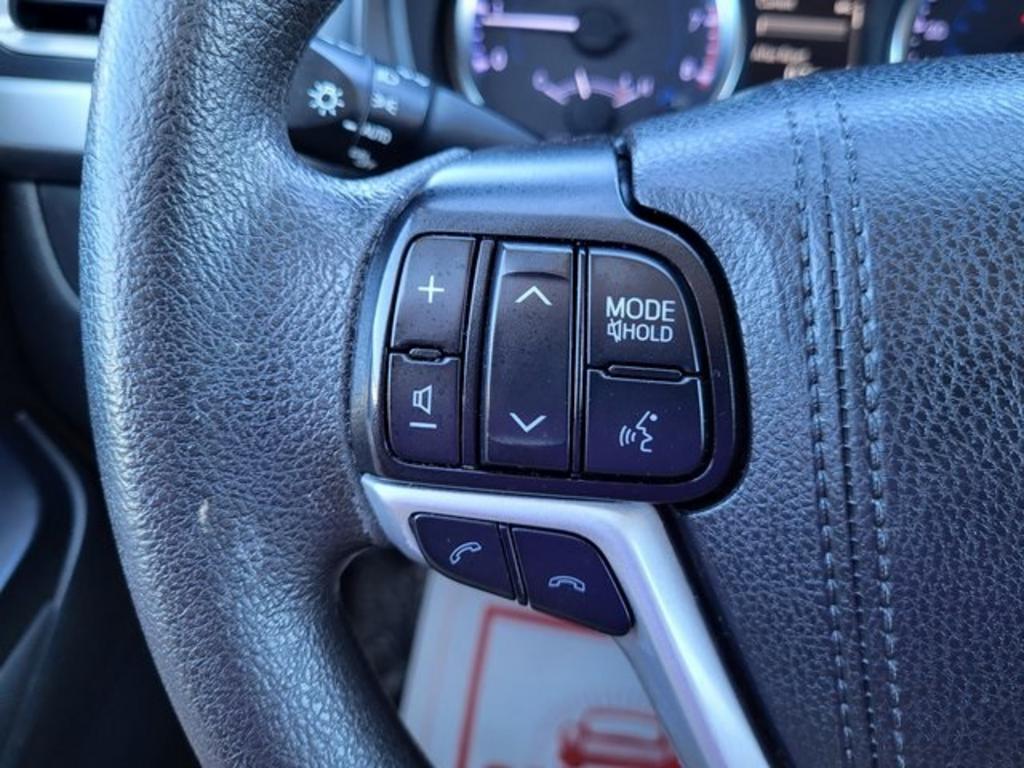 2019 Toyota Highlander - $28,000