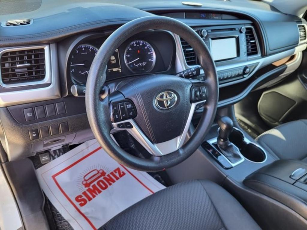 2019 Toyota Highlander - $28,000