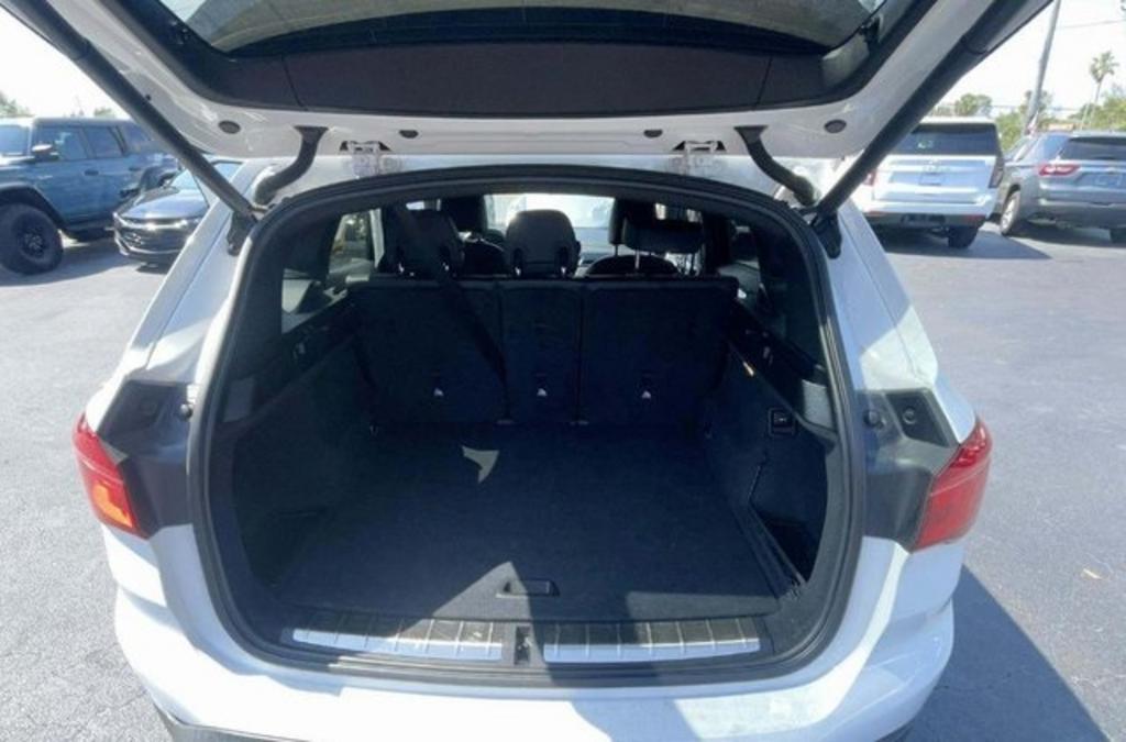 2017 BMW X1 - $22,500