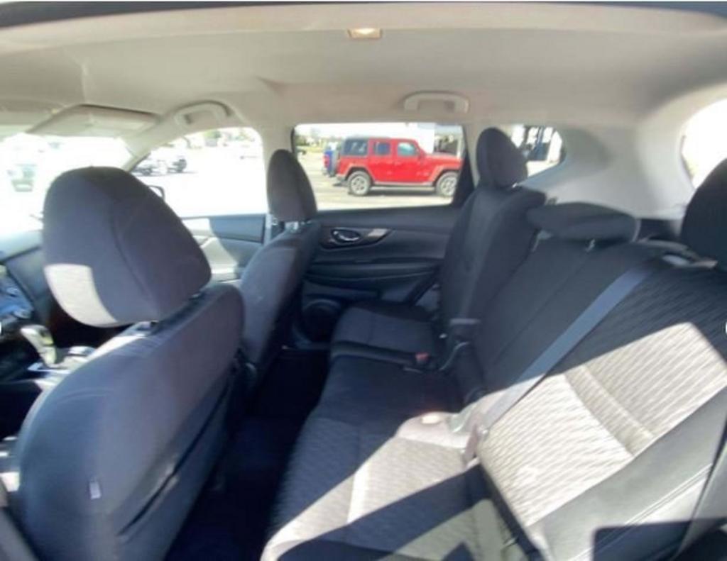 2019 Nissan Rogue - $20,500