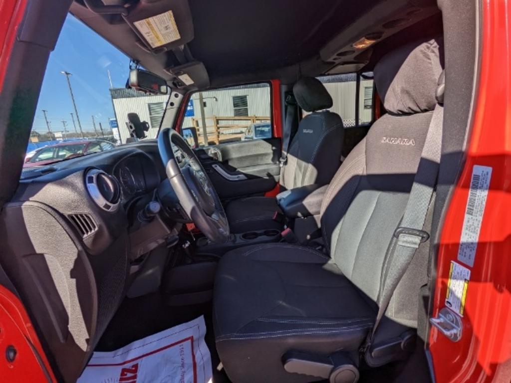 2017 Jeep Wrangler - $29,000
