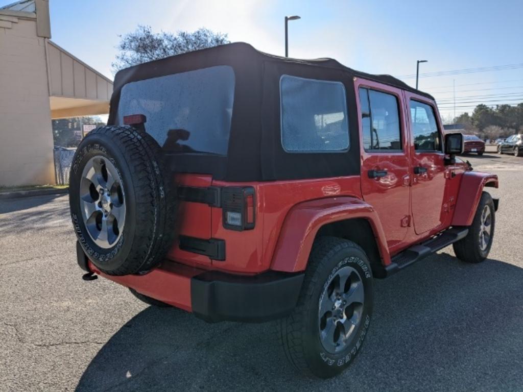 2017 Jeep Wrangler - $29,000