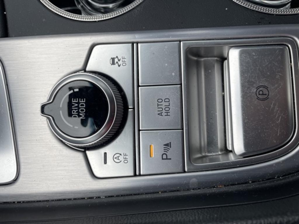 2019 Genesis G70 - $28,000
