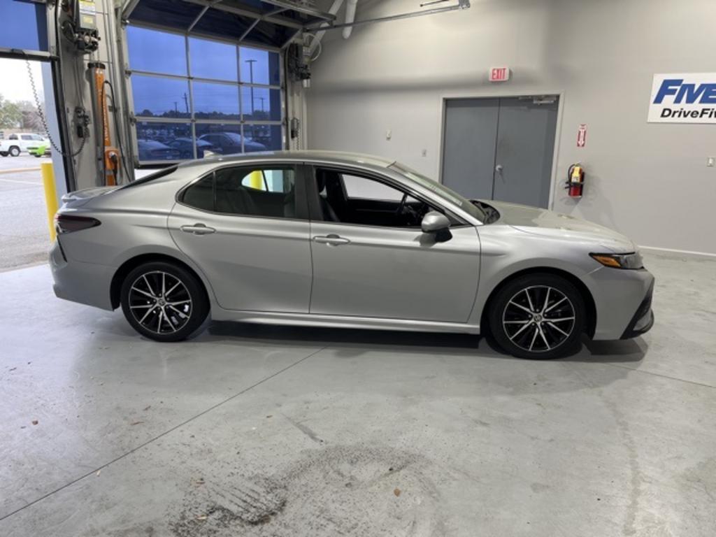 2021 Toyota Camry - $23,500