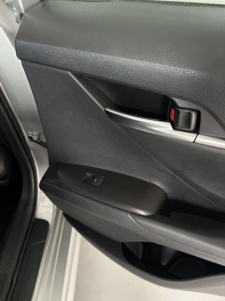 2021 Toyota Camry - $23,500