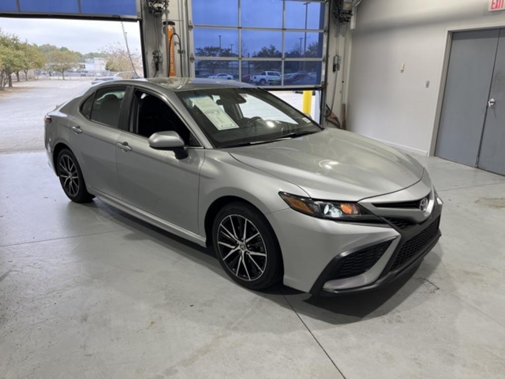 2021 Toyota Camry - $23,500