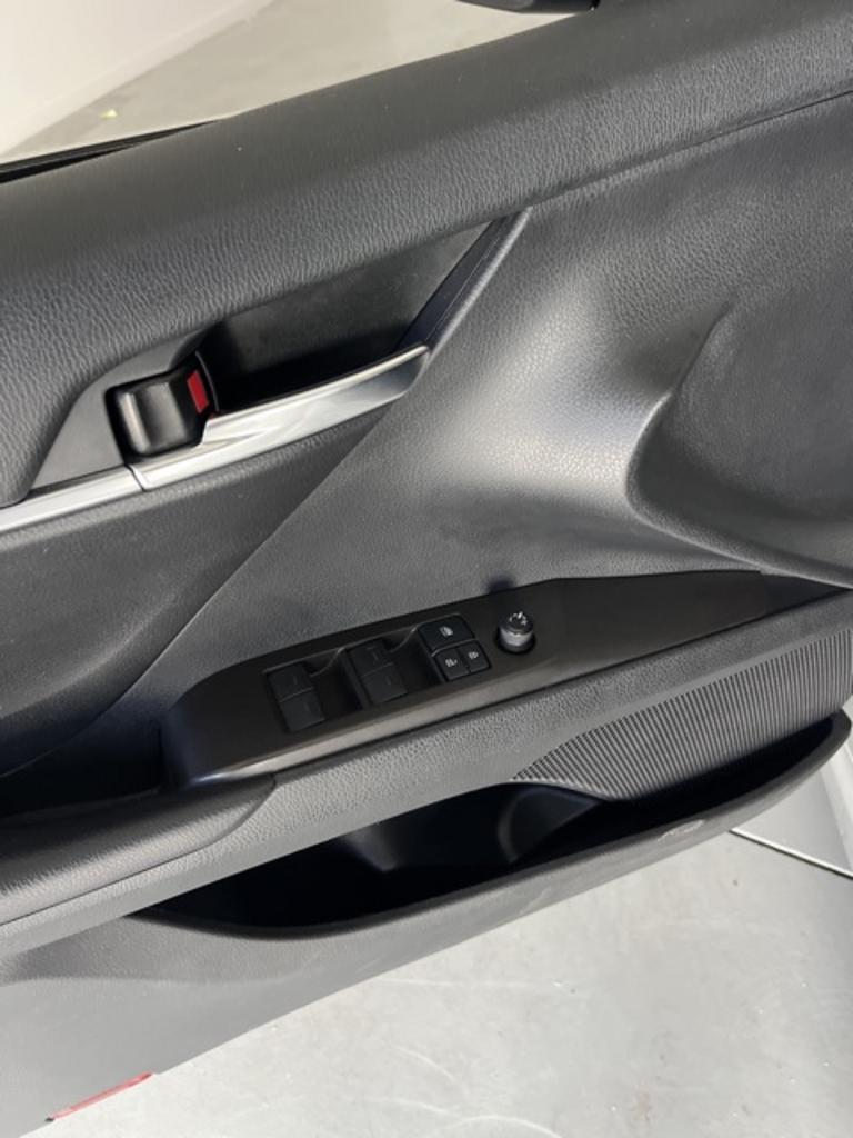 2021 Toyota Camry - $23,500
