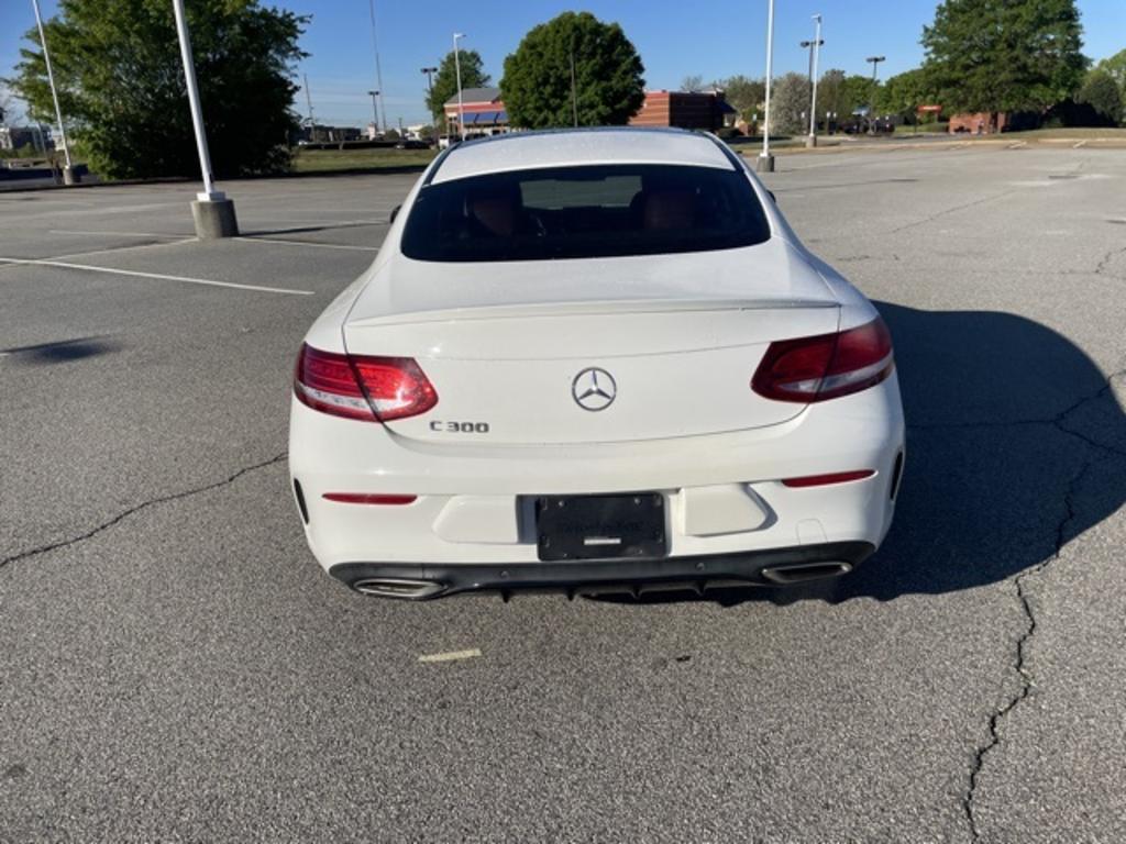 2017 Mercedes-Benz C-Class - $28,000
