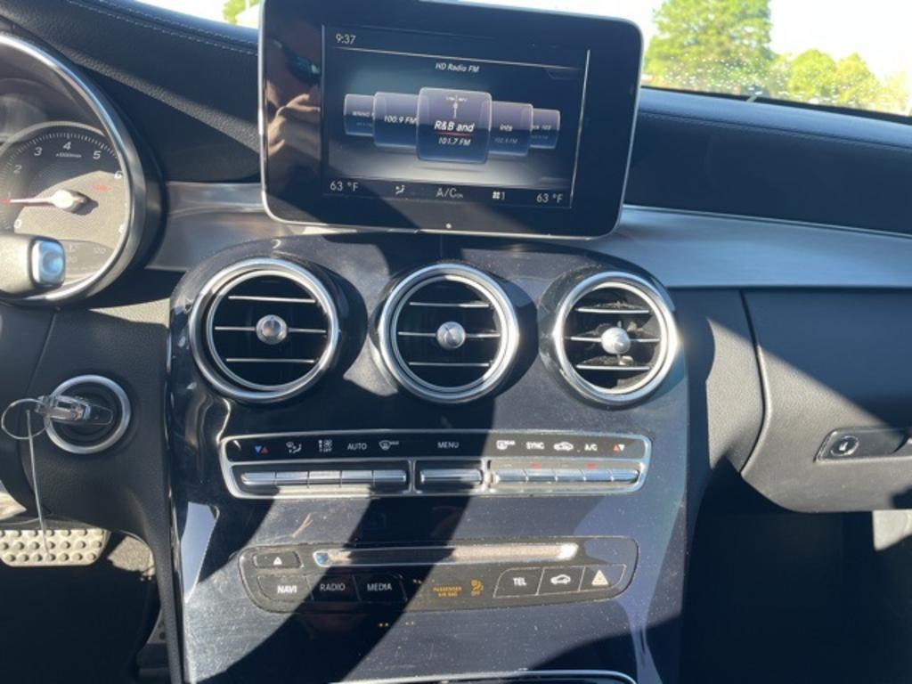 2017 Mercedes-Benz C-Class - $28,000