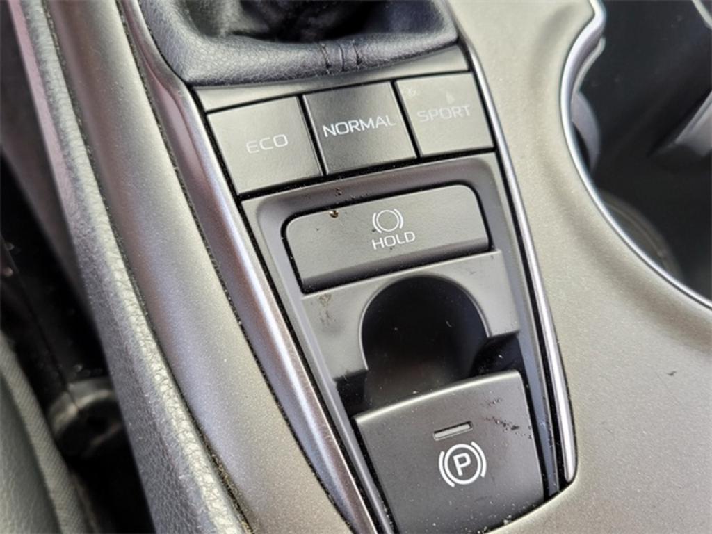 2022 Toyota Camry - $38,500