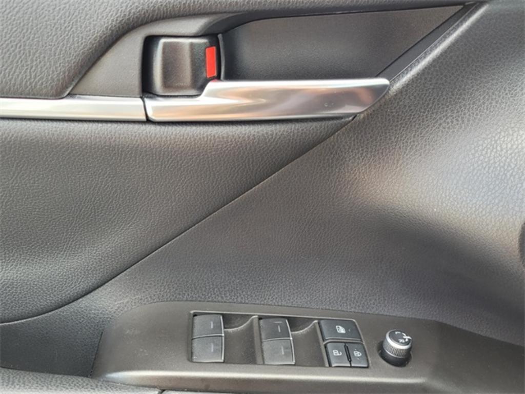 2022 Toyota Camry - $38,500