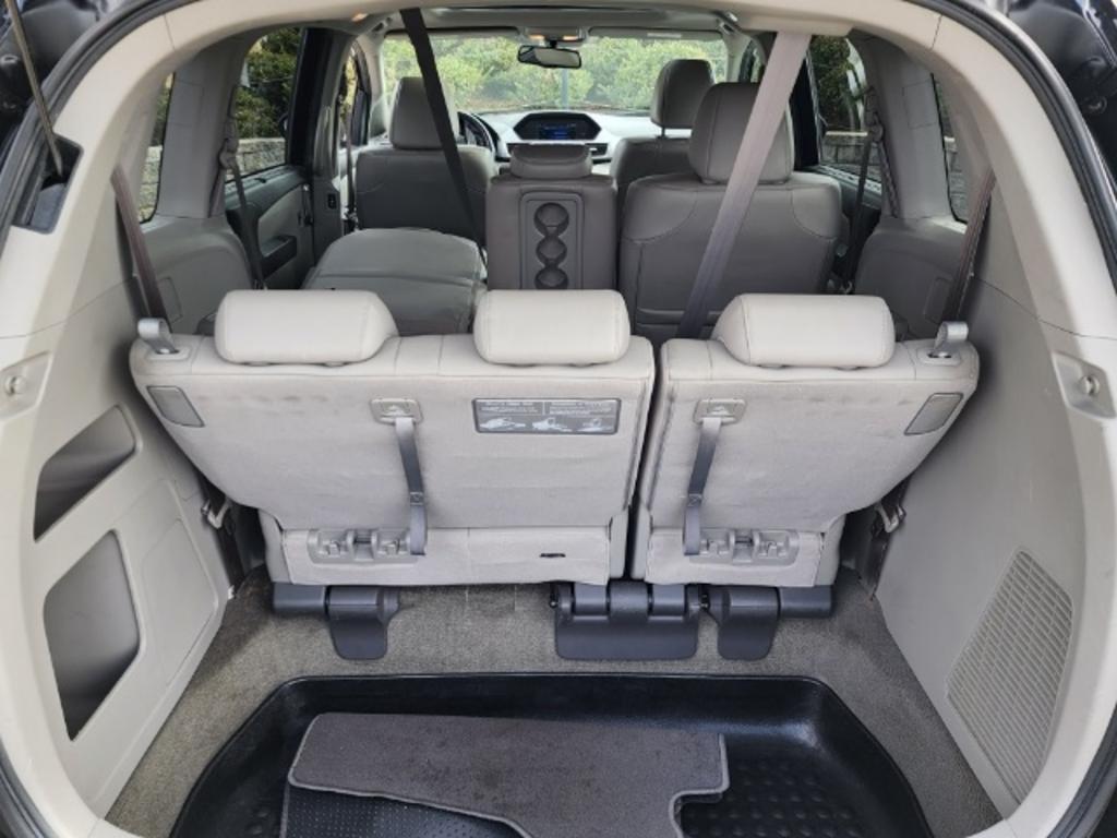 2015 Honda Odyssey - $14,000