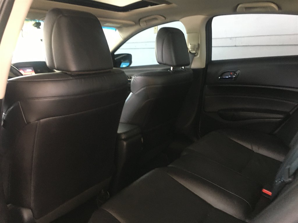 2015 Acura ILX - $11,900