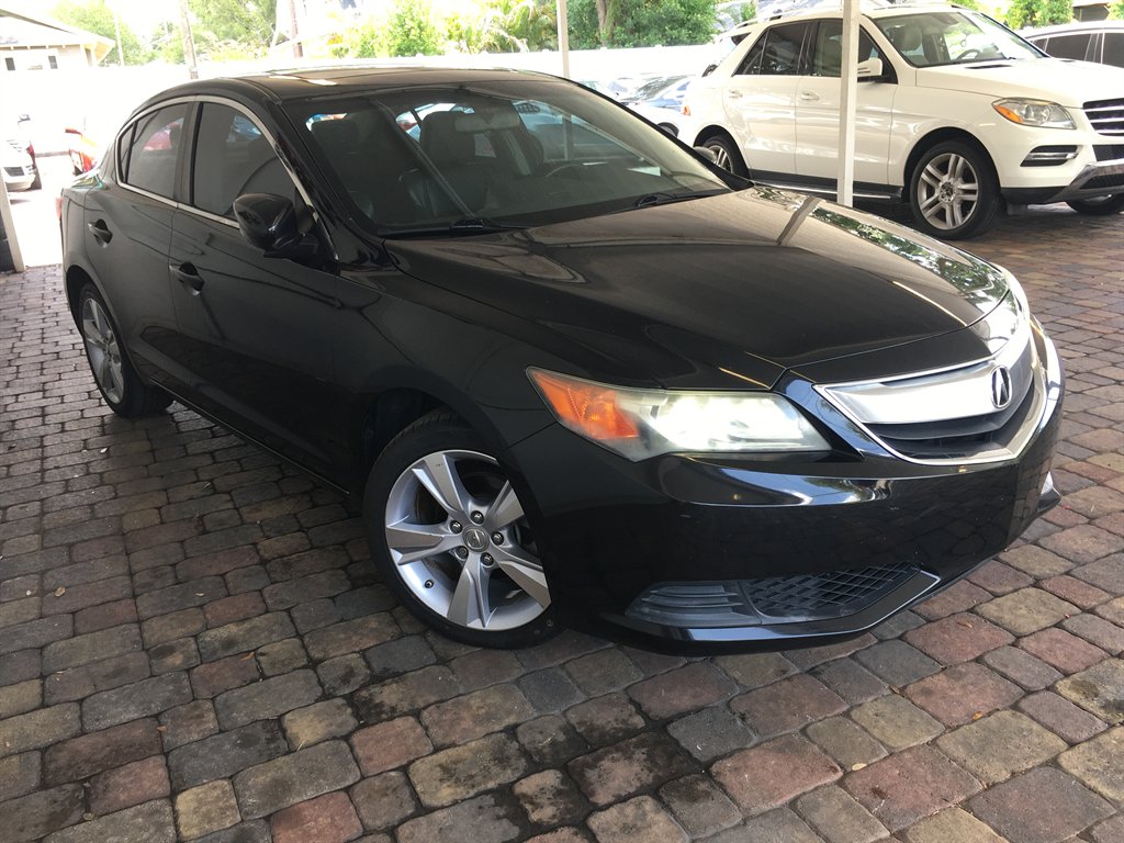 2015 Acura ILX - $11,900