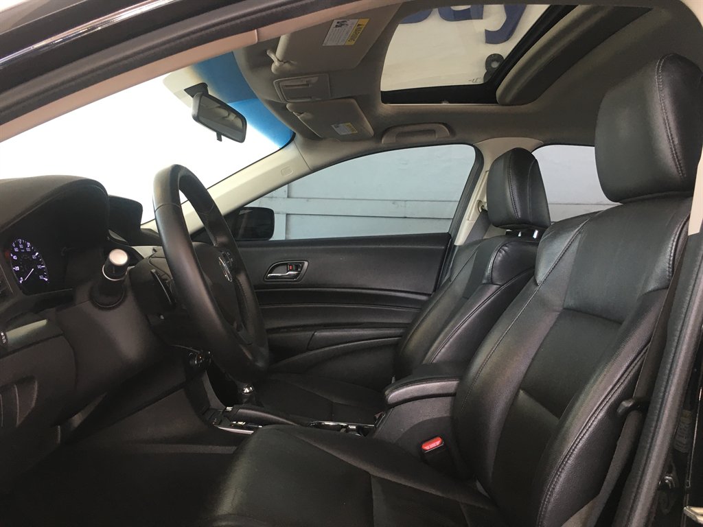 2015 Acura ILX - $11,900