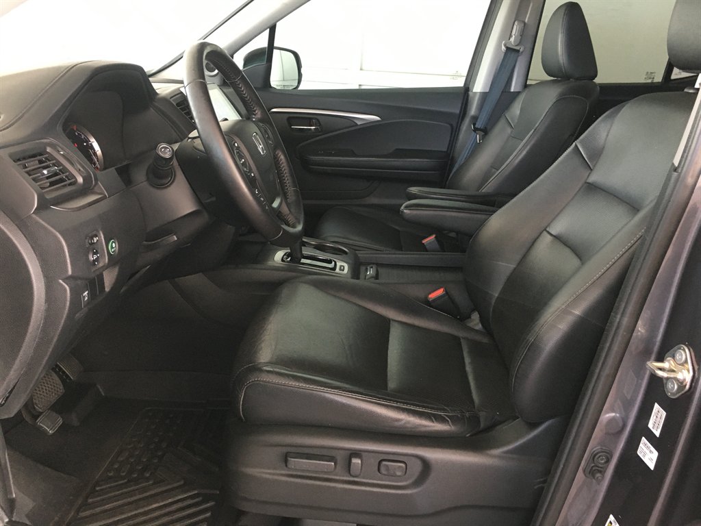 2018 Honda Ridgeline - $22,995