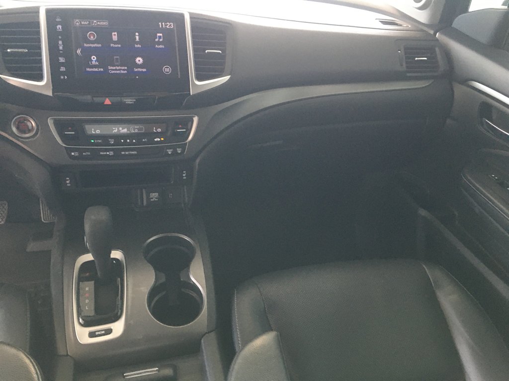 2018 Honda Ridgeline - $22,995