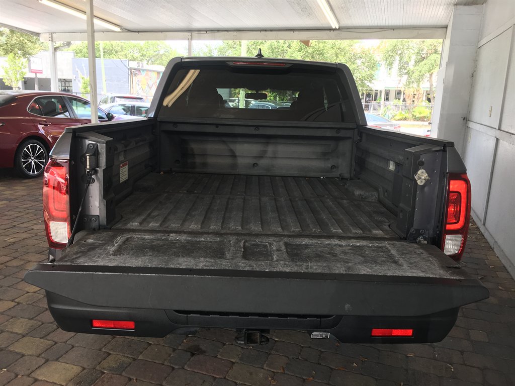 2018 Honda Ridgeline - $22,995