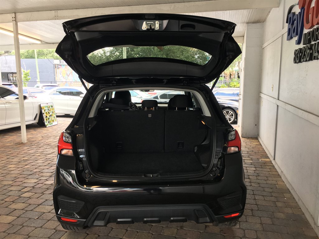 2021 Mitsubishi Outlander - $16,495