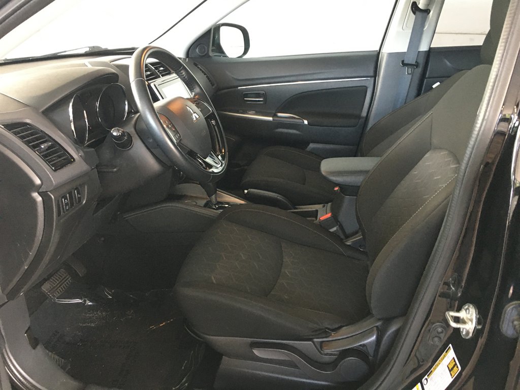 2021 Mitsubishi Outlander - $16,495