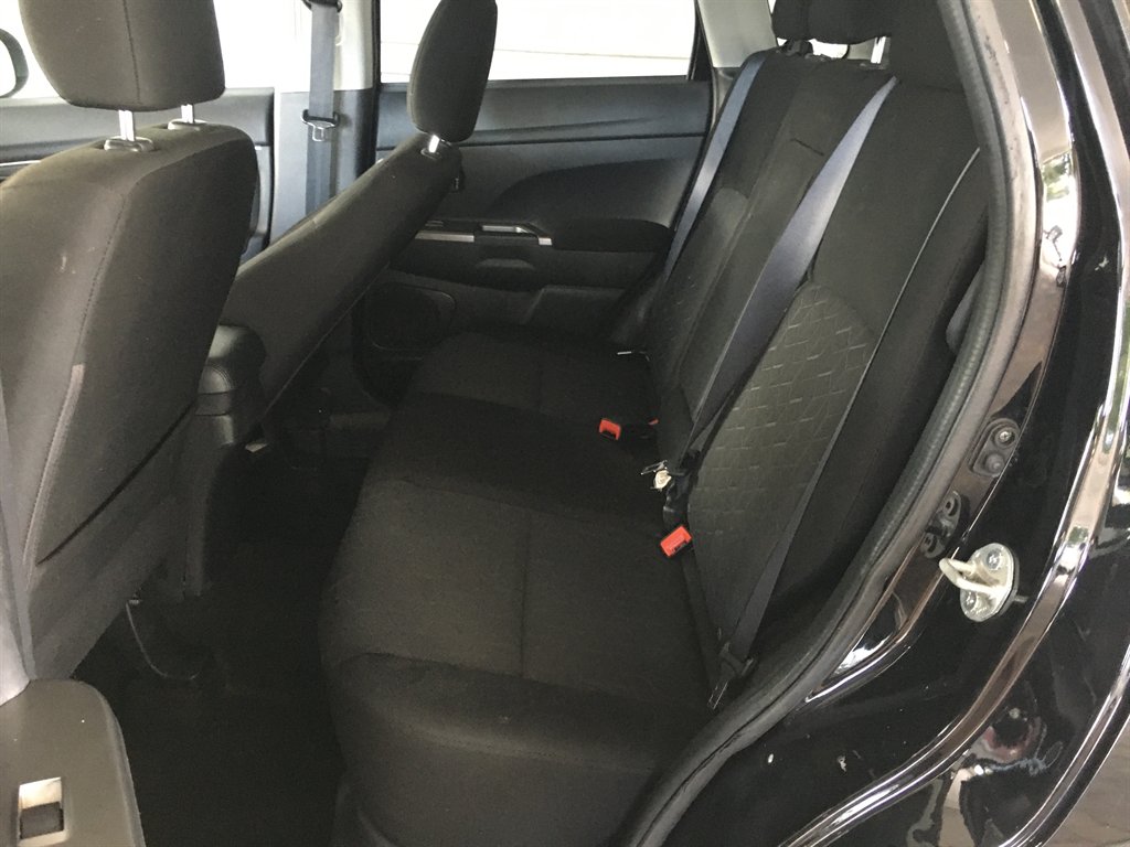 2021 Mitsubishi Outlander - $16,495