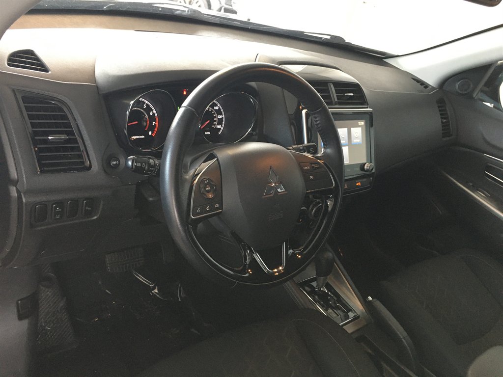2021 Mitsubishi Outlander - $16,495