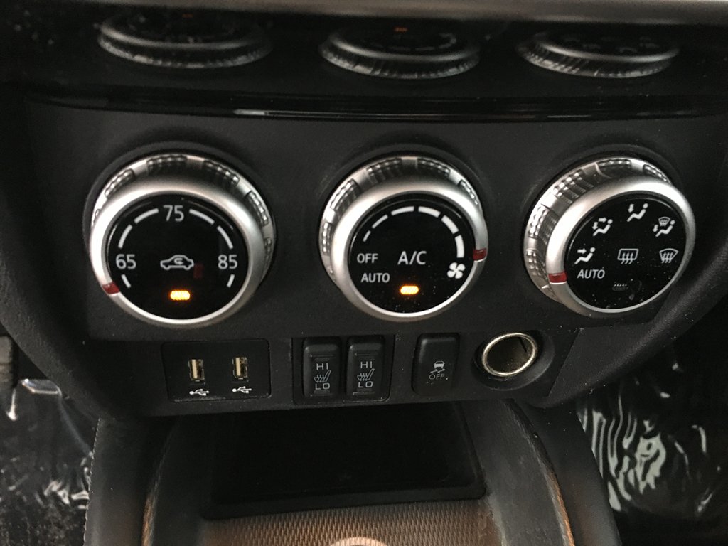 2021 Mitsubishi Outlander - $16,495