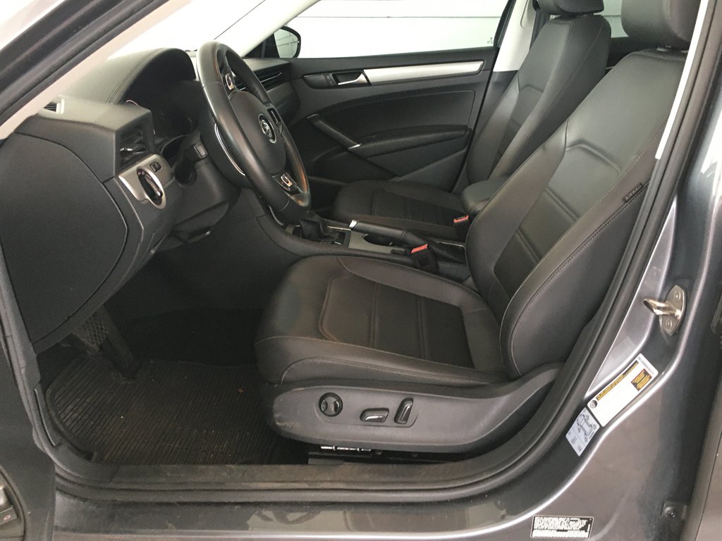 2021 Volkswagen Passat - $16,495
