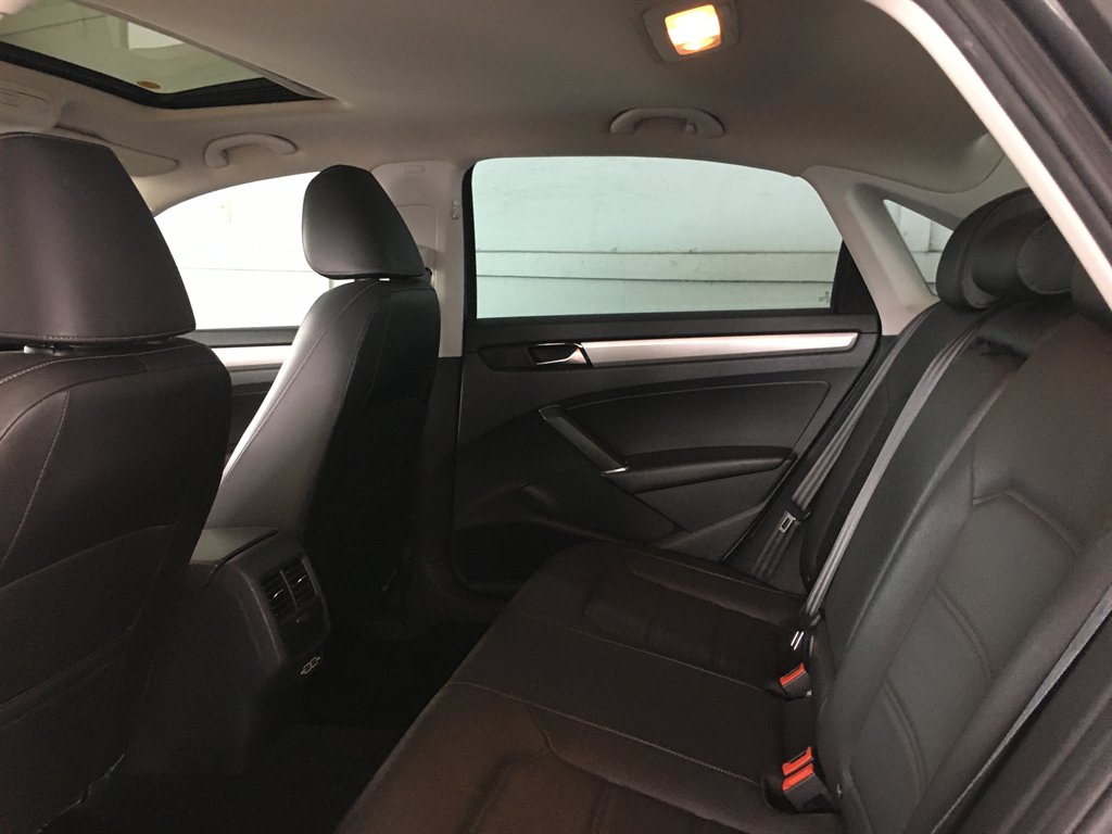2021 Volkswagen Passat - $16,495