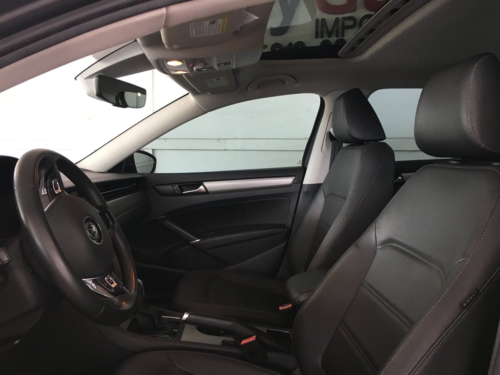 2021 Volkswagen Passat - $16,495