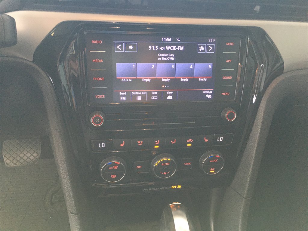 2021 Volkswagen Passat - $16,495