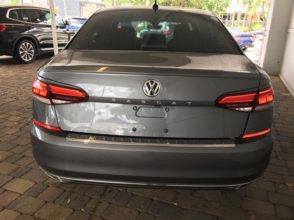 2021 Volkswagen Passat - $16,495