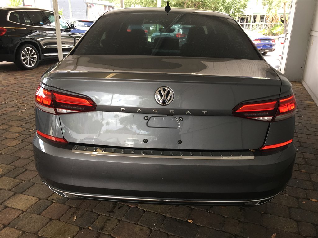 2021 Volkswagen Passat - $16,495
